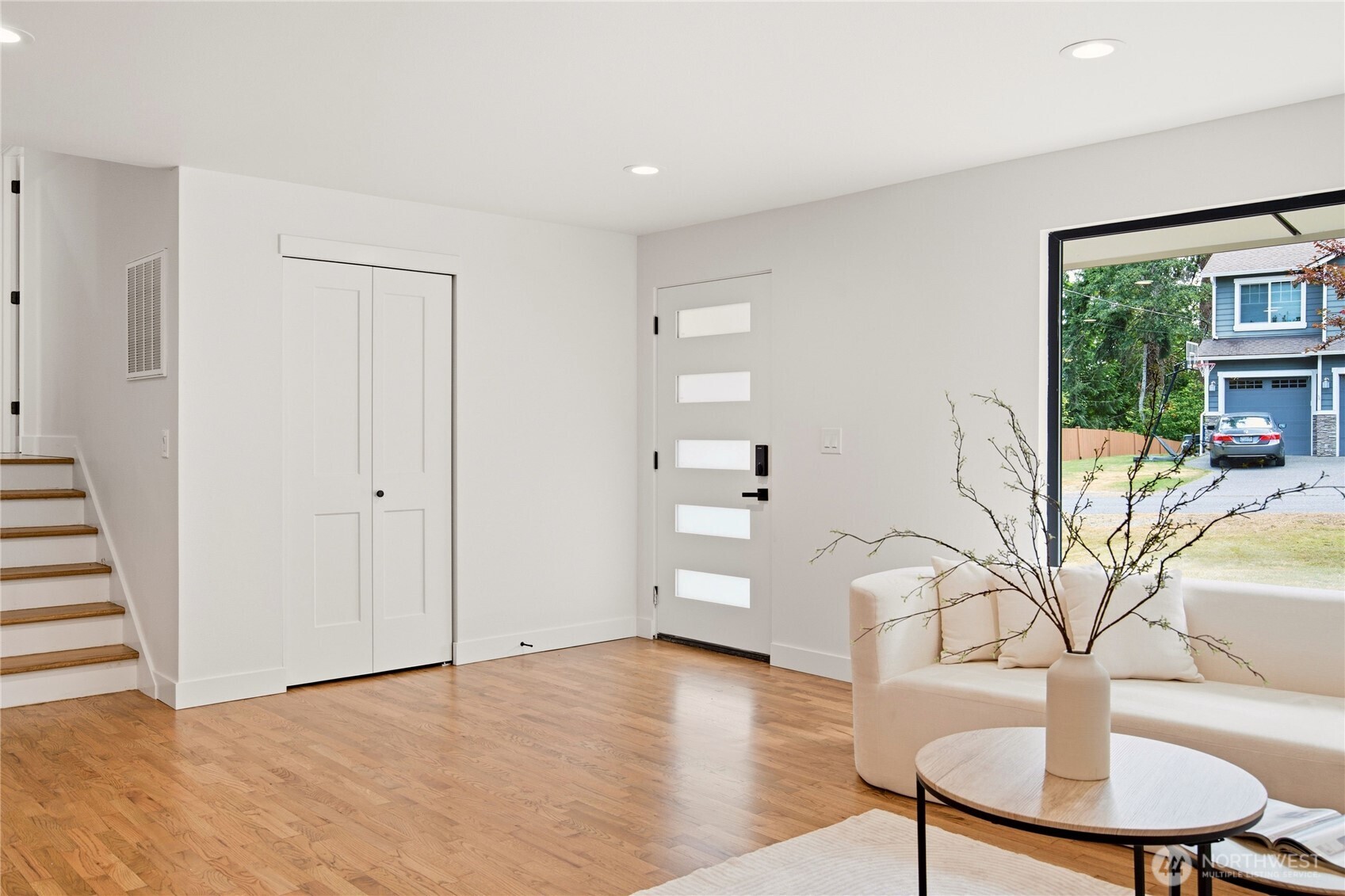 15709 76th Pl Ne Property Photo 8