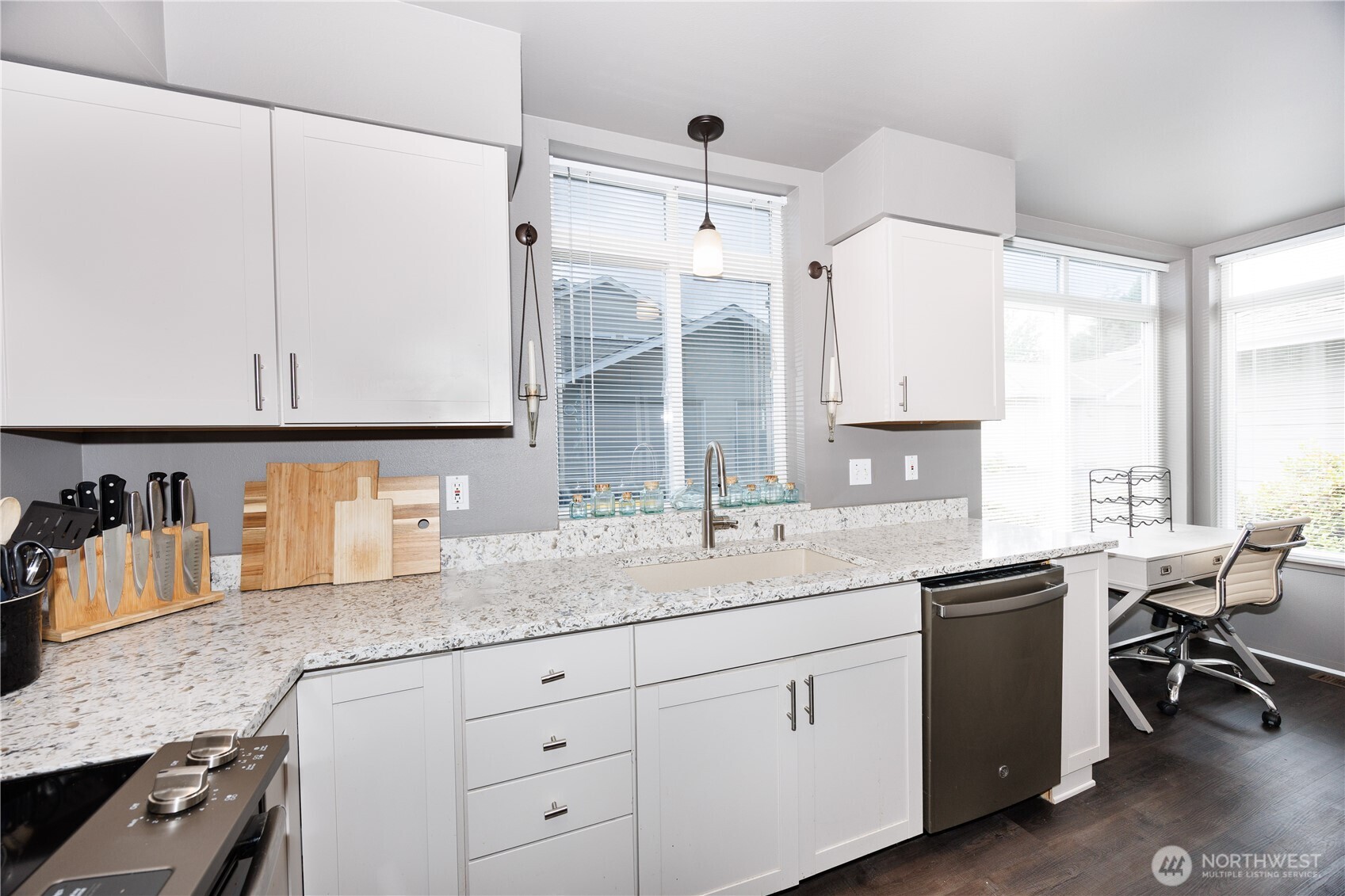 5020 Festival Boulevard 1d Property Photo 12