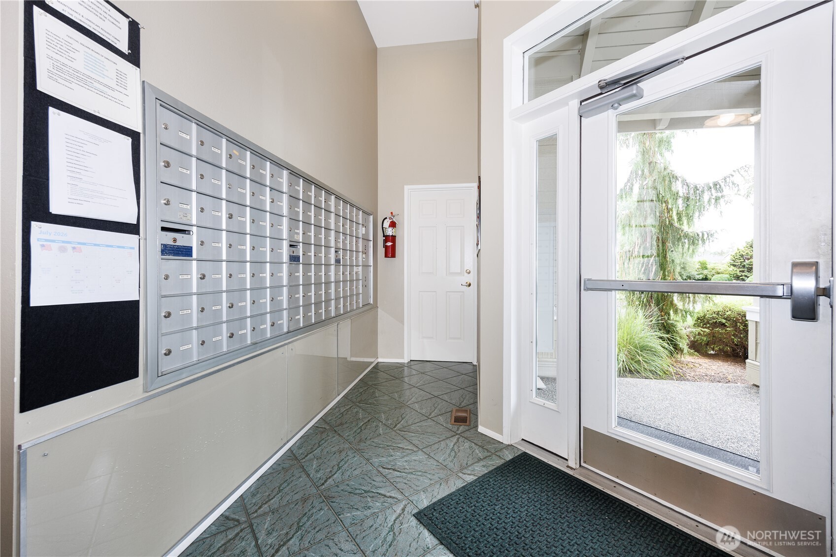 5020 Festival Boulevard 1d Property Photo 25