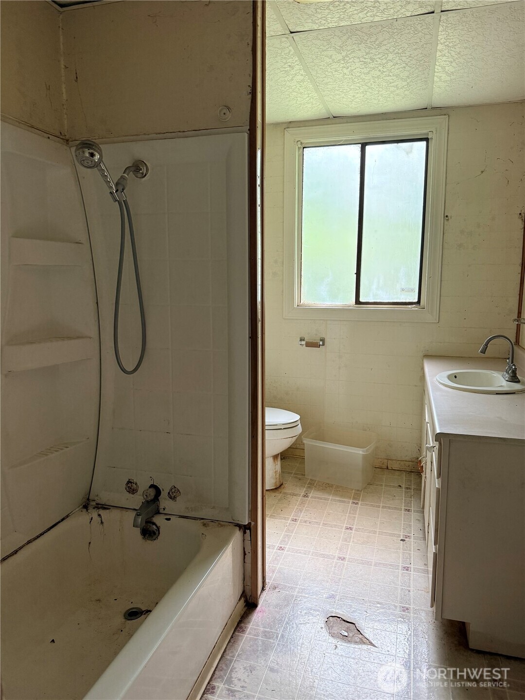 906 Maple Street Property Photo 5