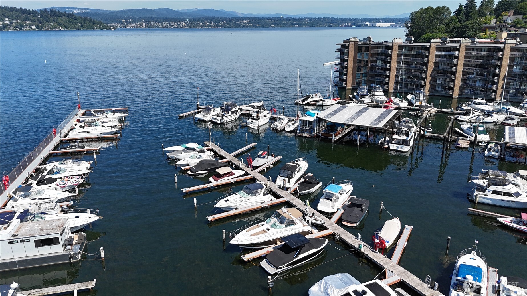 9050 Seward Park Ave 1 Property Photo 14