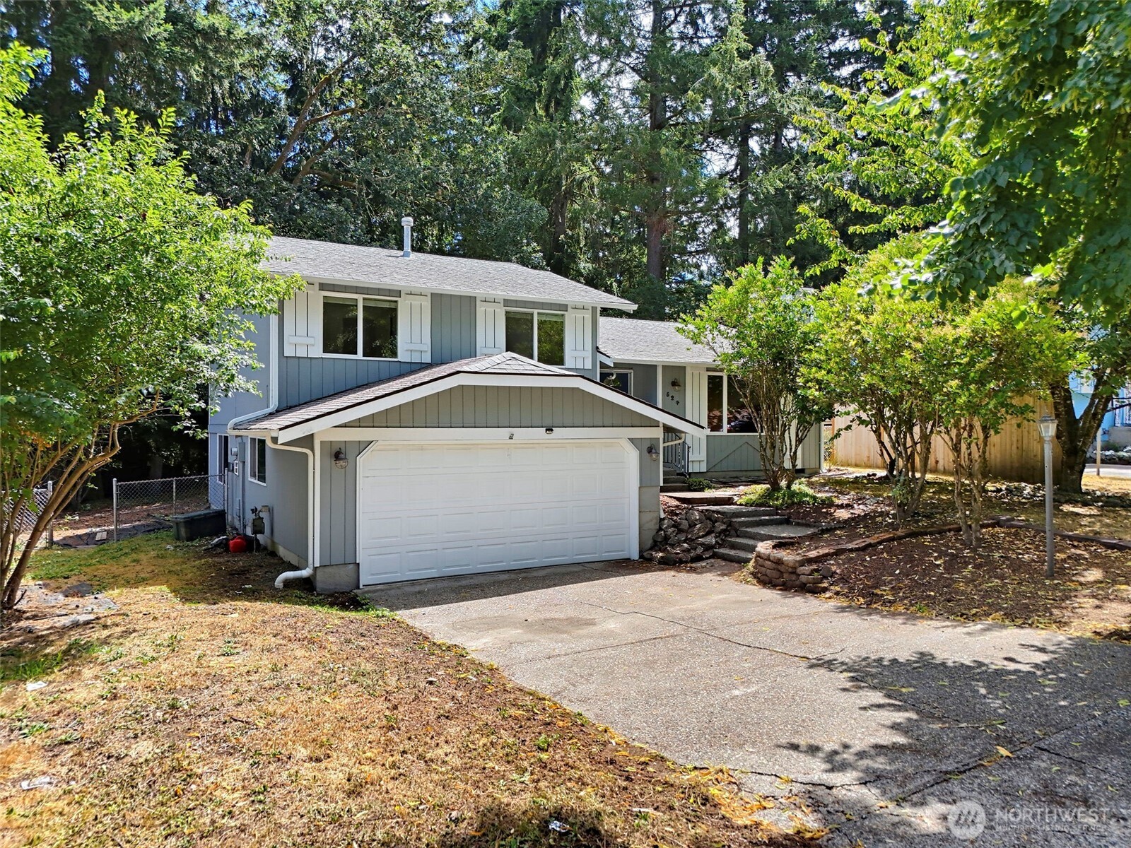 524 Choker Ct Se Property Photo 2
