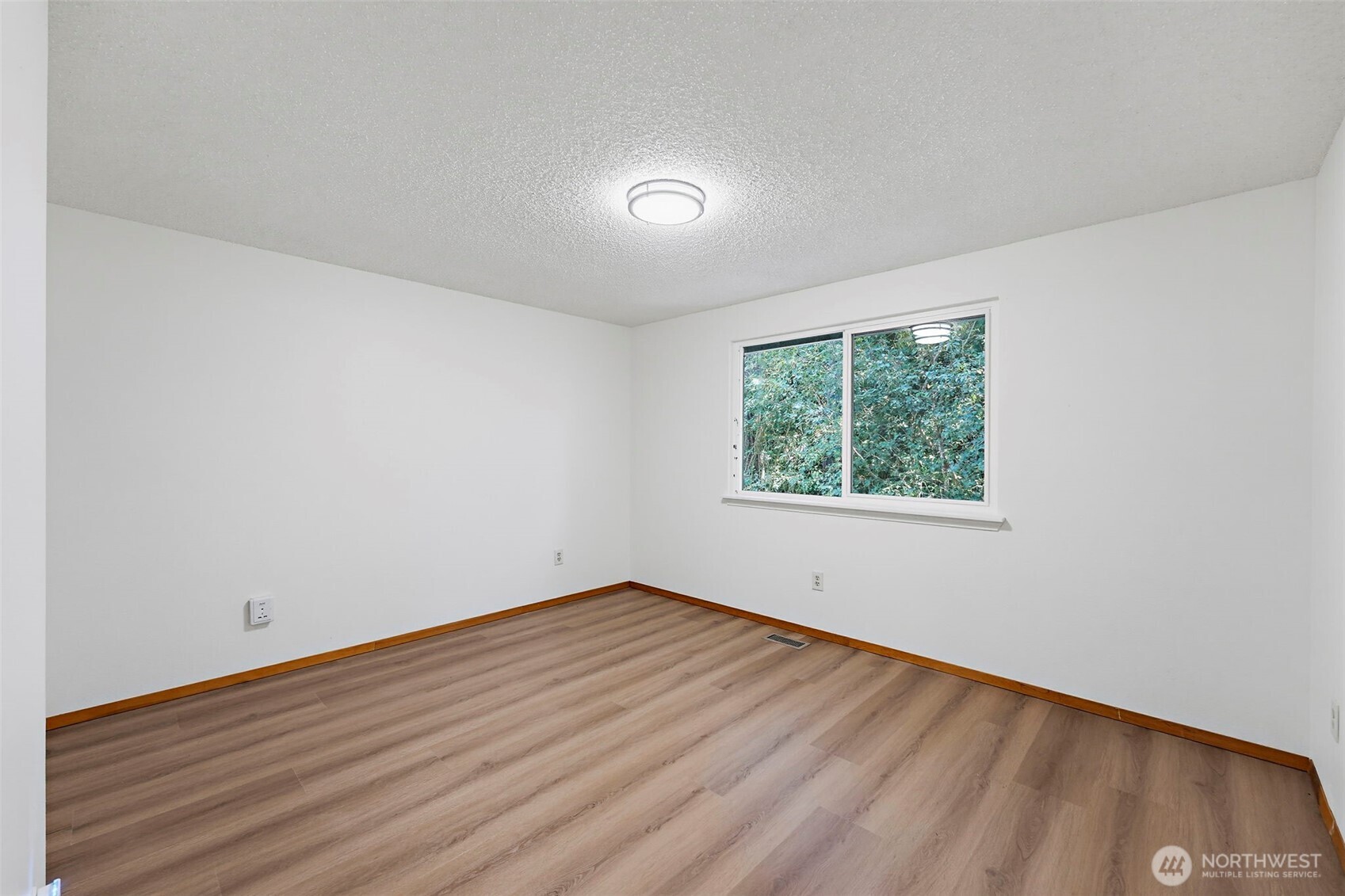 524 Choker Ct Se Property Photo 15