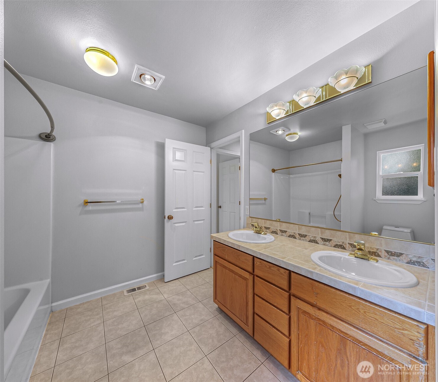 10409 Ne 151st Place Property Photo 29