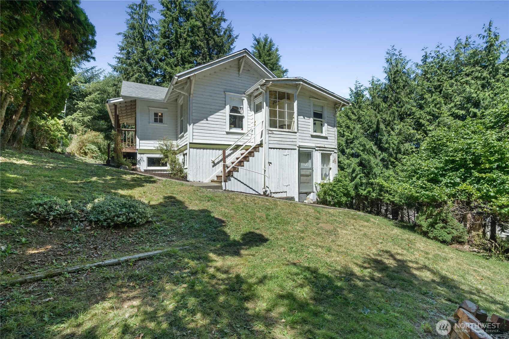 1197 Prospect Avenue Property Photo 1