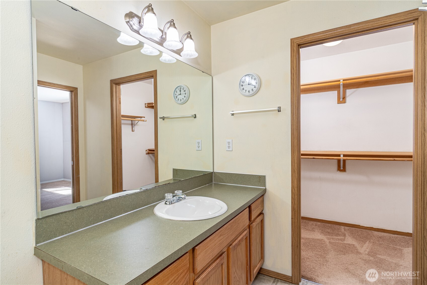 355 Stonewood Place Property Photo 18