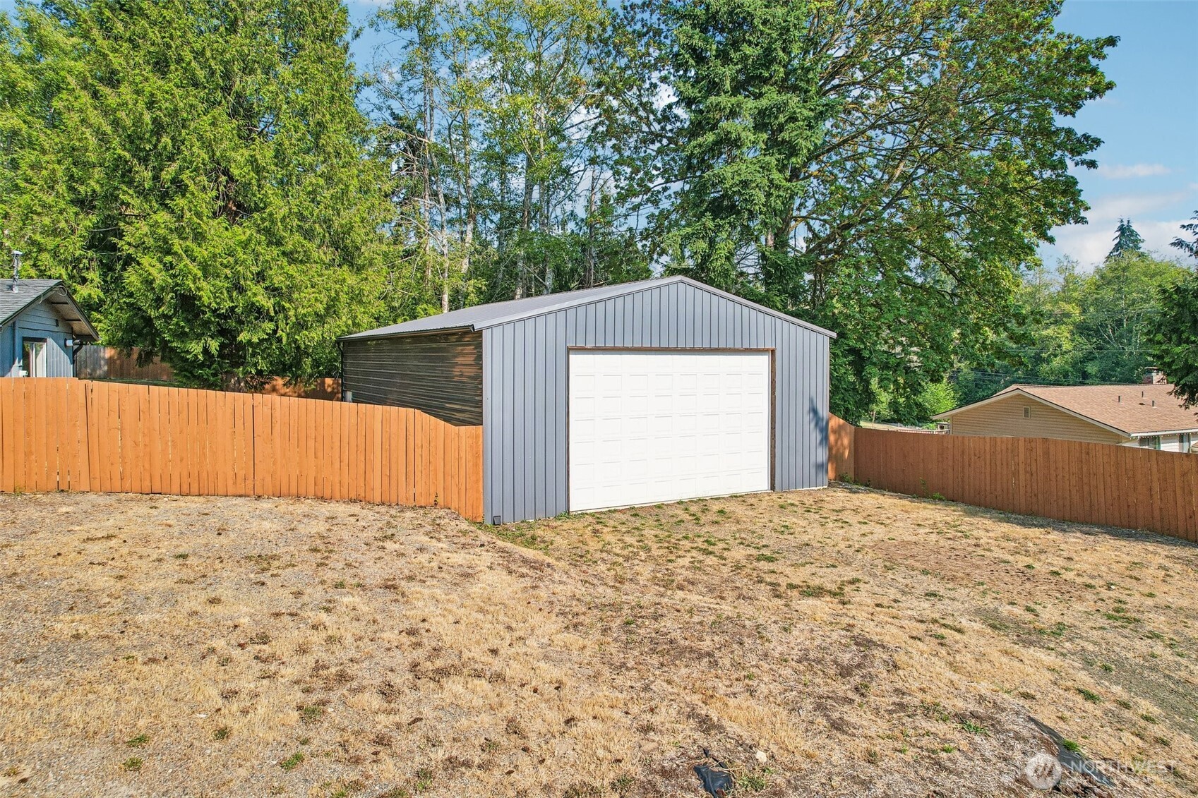 4017 88th Avenue Nw Property Photo 4
