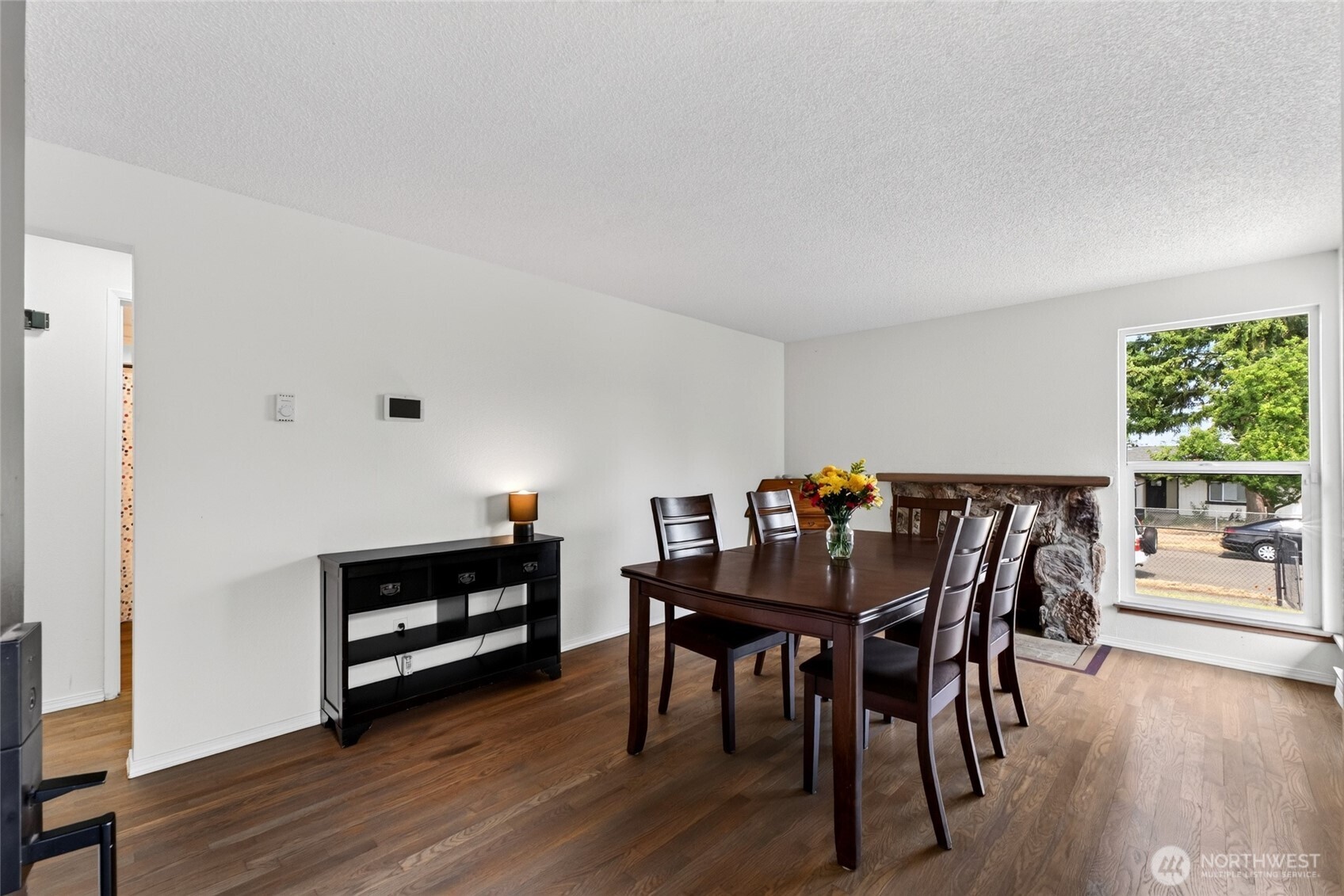 1318 E 62nd Street Property Photo 5