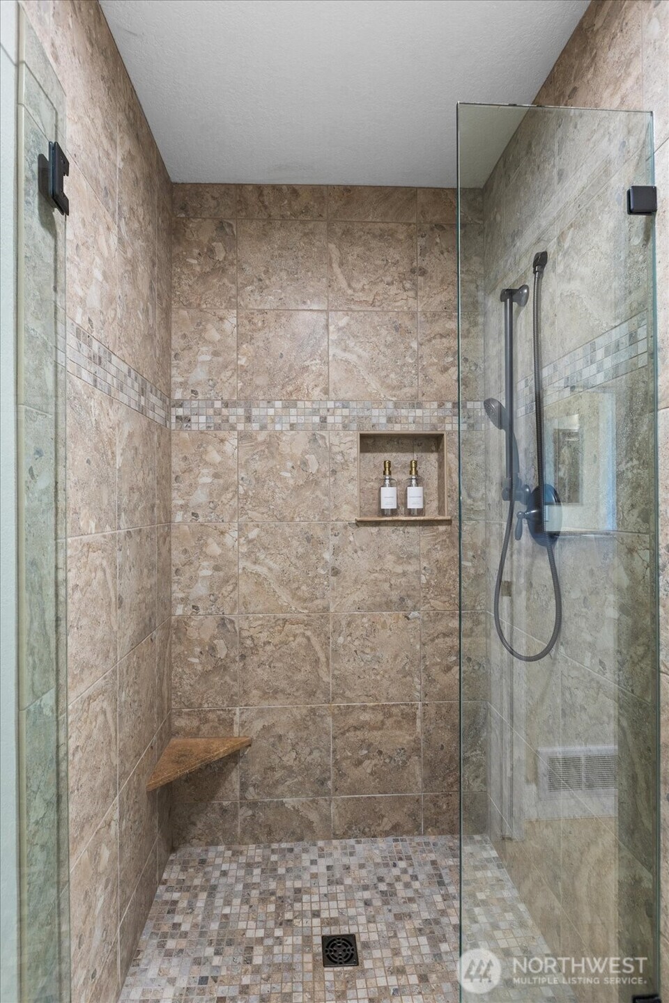 633 Main Street 202 Property Photo 23