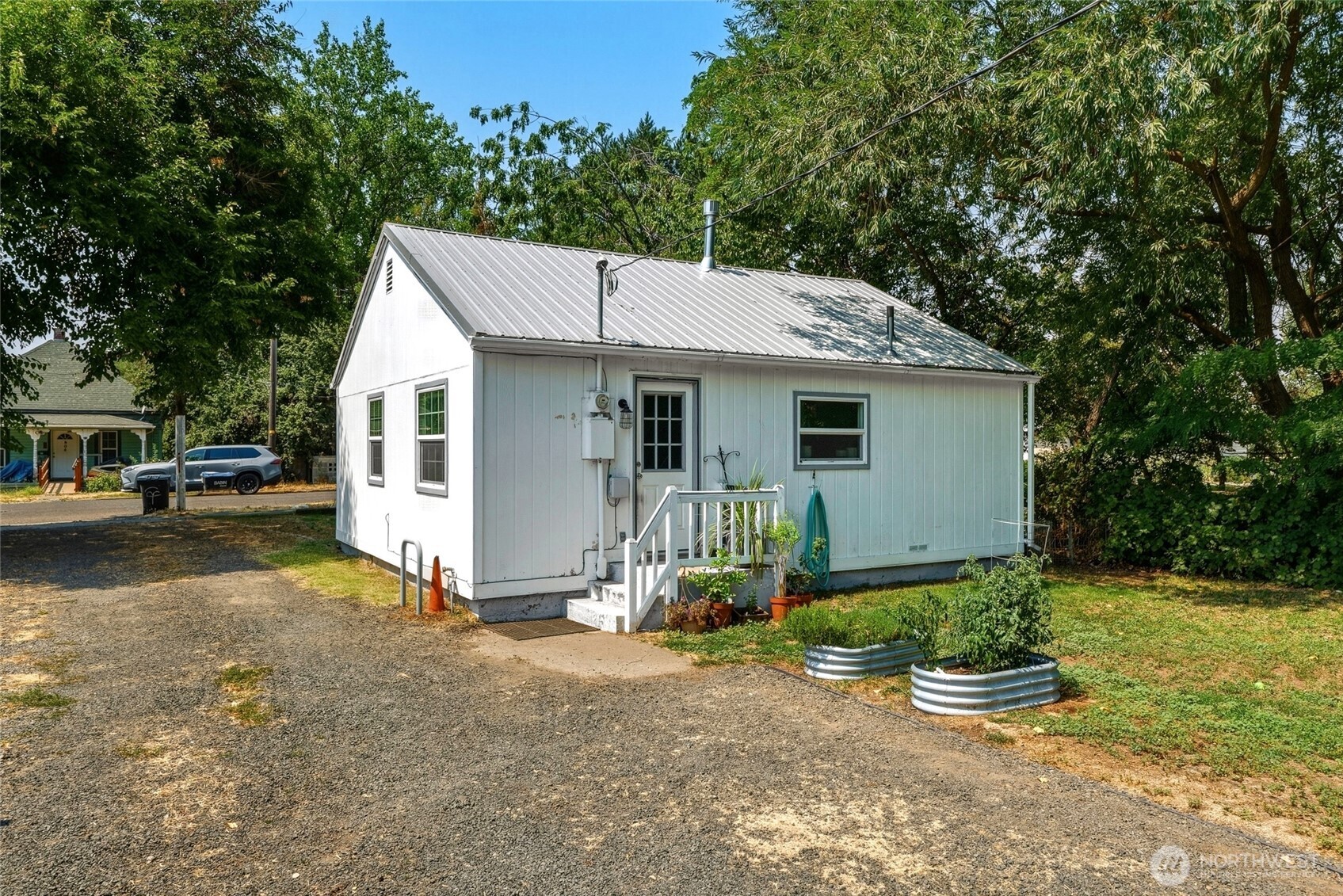 801 S 4th Avenue Property Photo 14
