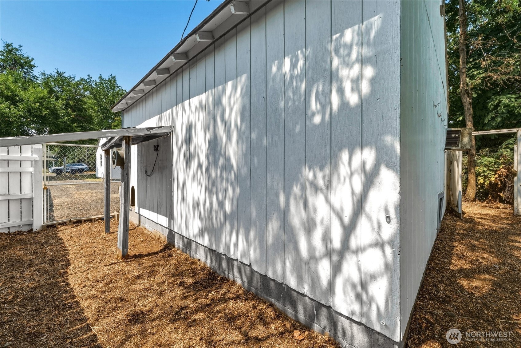 801 S 4th Avenue Property Photo 17