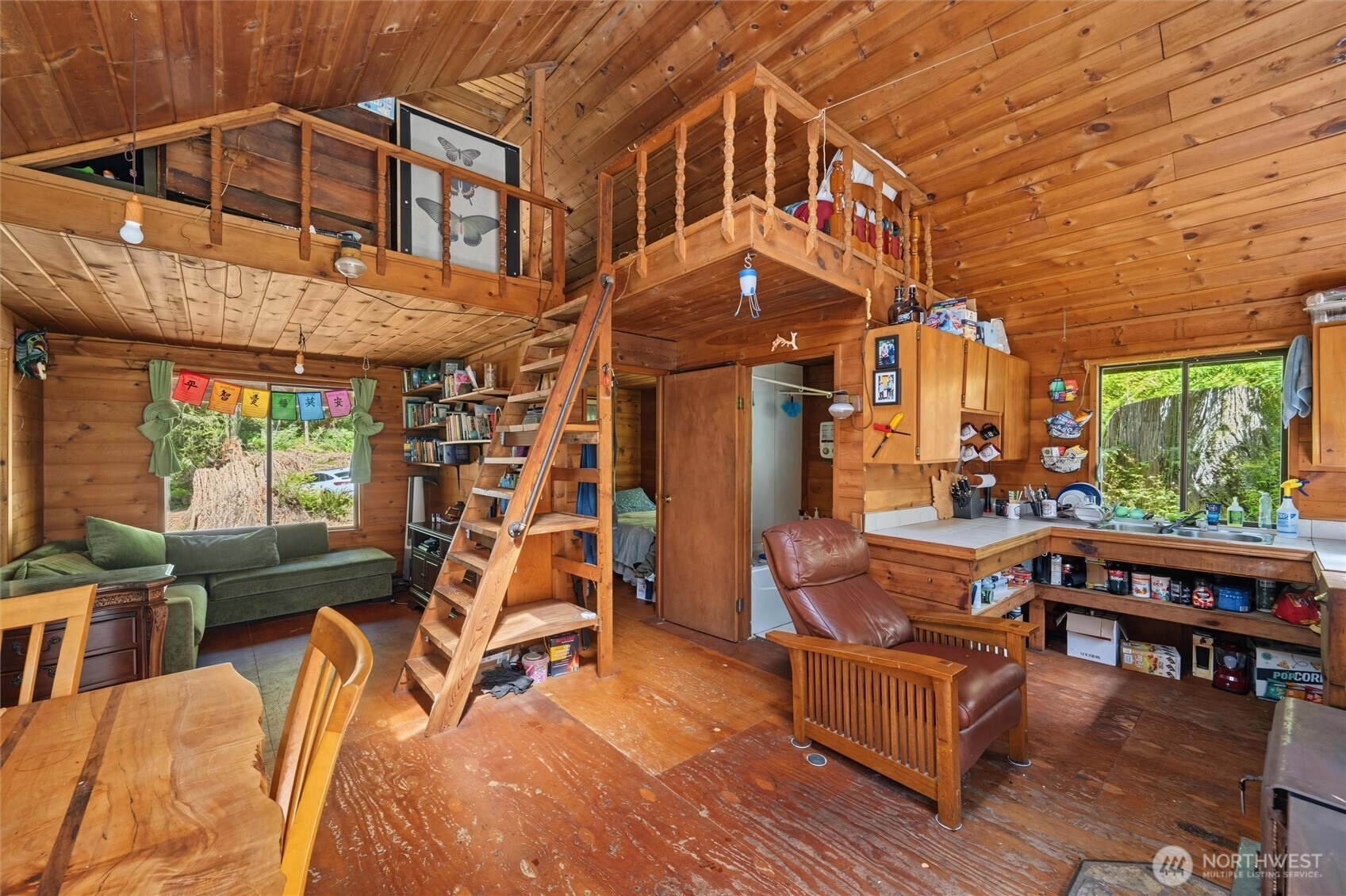 9075 Upper Frost Creek Road Property Photo 6