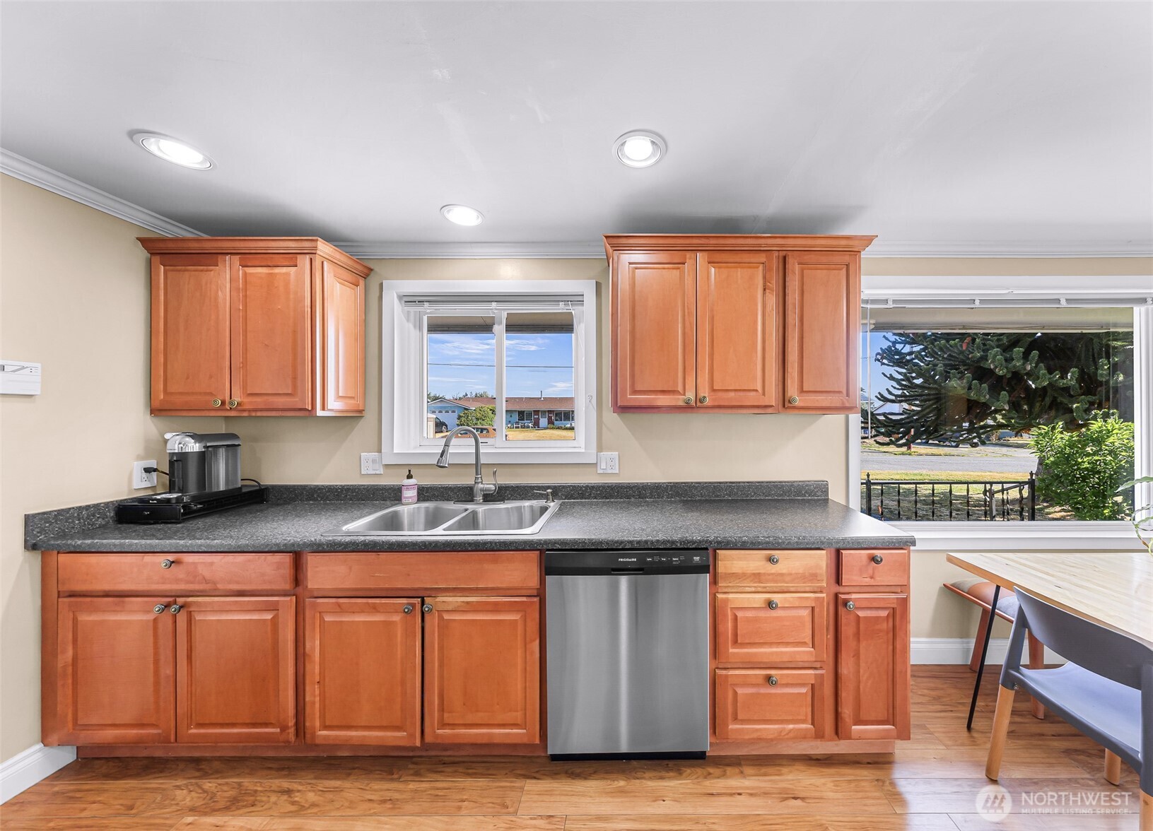 1505 39th Street Property Photo 15