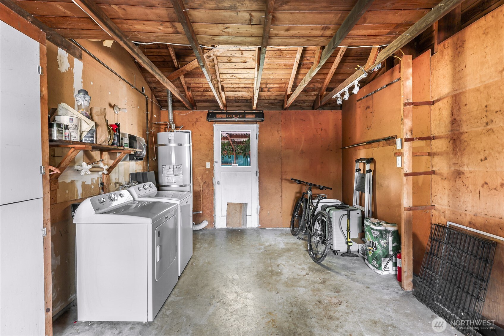 1505 39th Street Property Photo 28