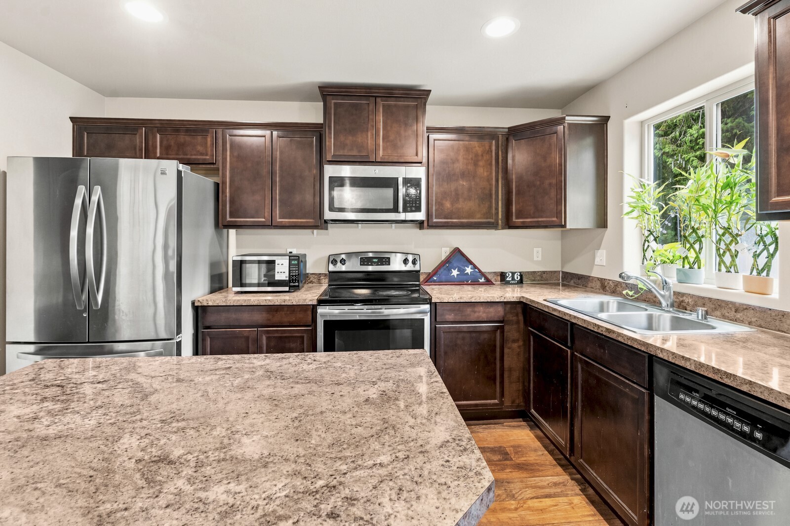 2315 Se Kelby Circle Property Photo 6