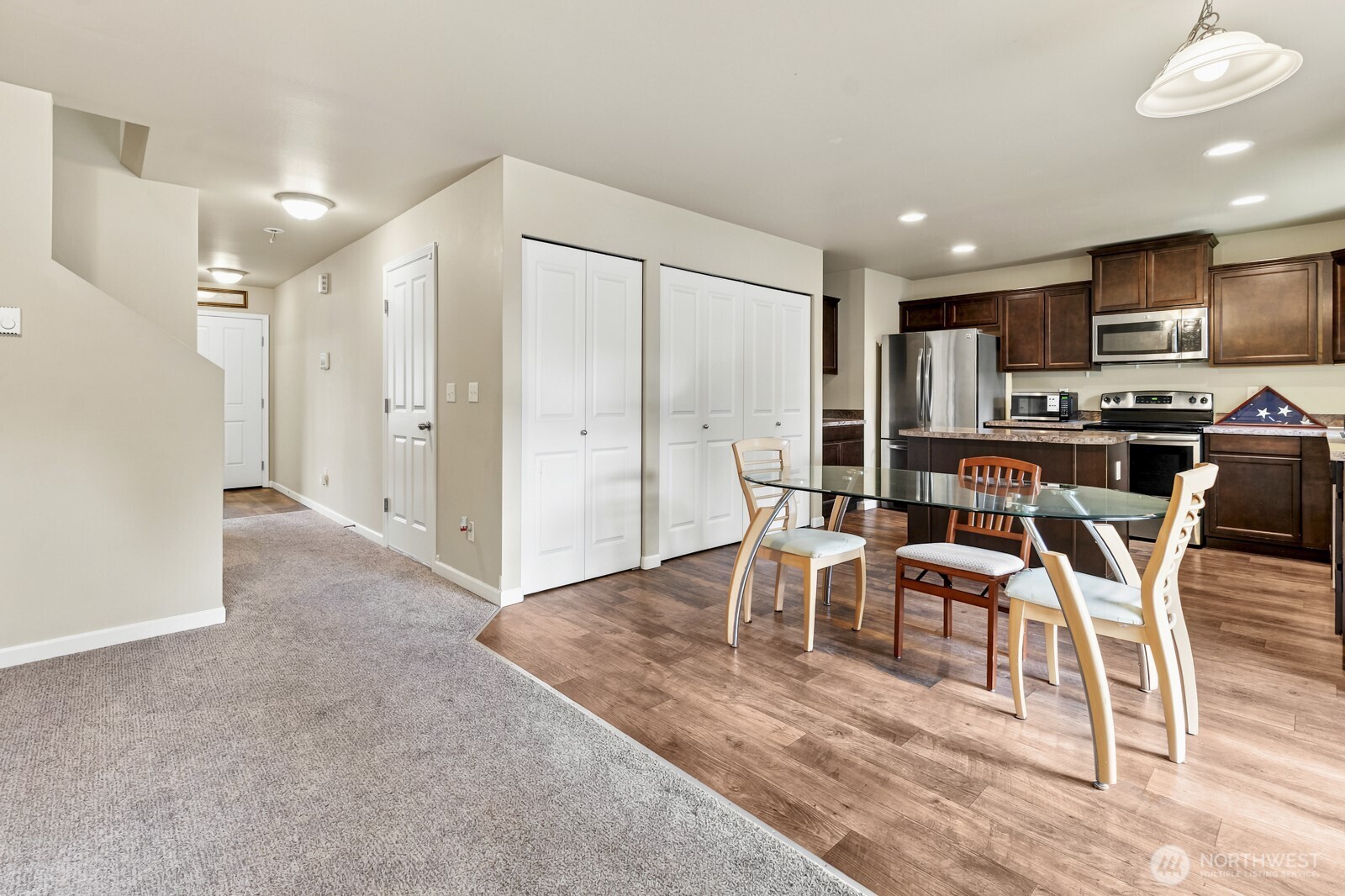2315 Se Kelby Circle Property Photo 9