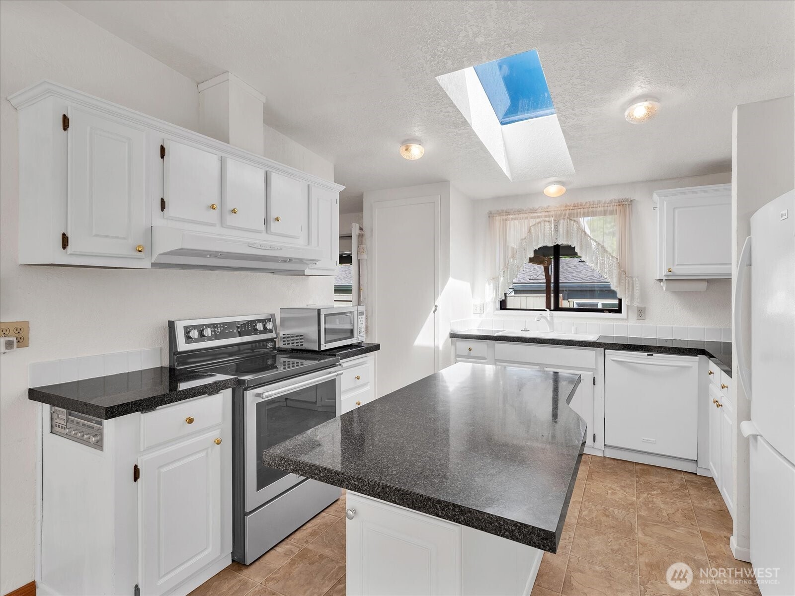 17235 119th Avenue Property Photo 13
