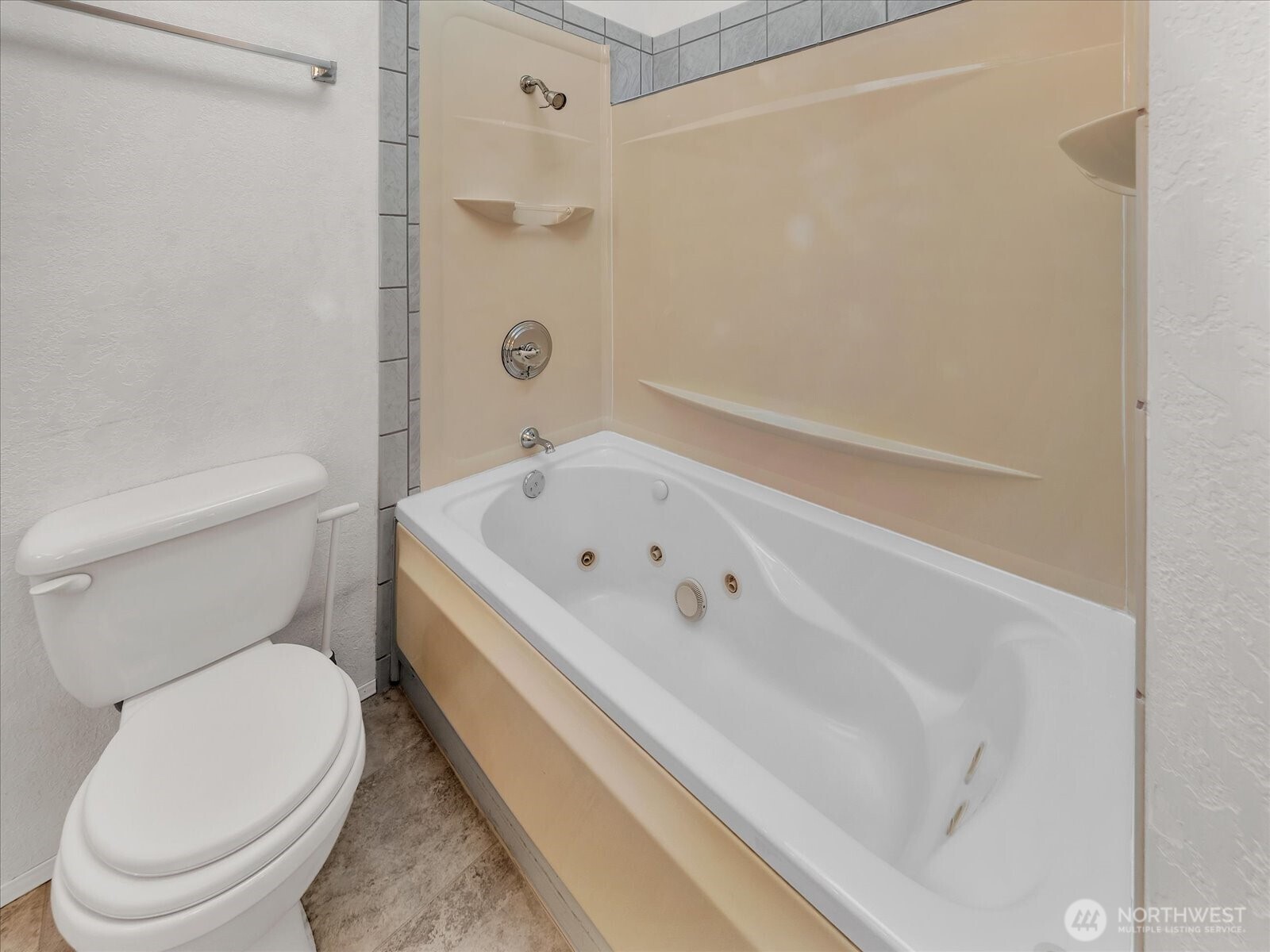 17235 119th Avenue Property Photo 17