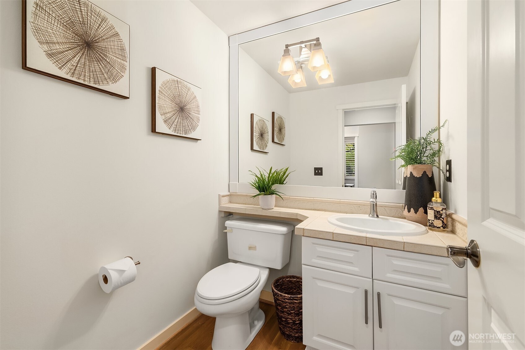 1117 Ne Katsura Street Property Photo 20