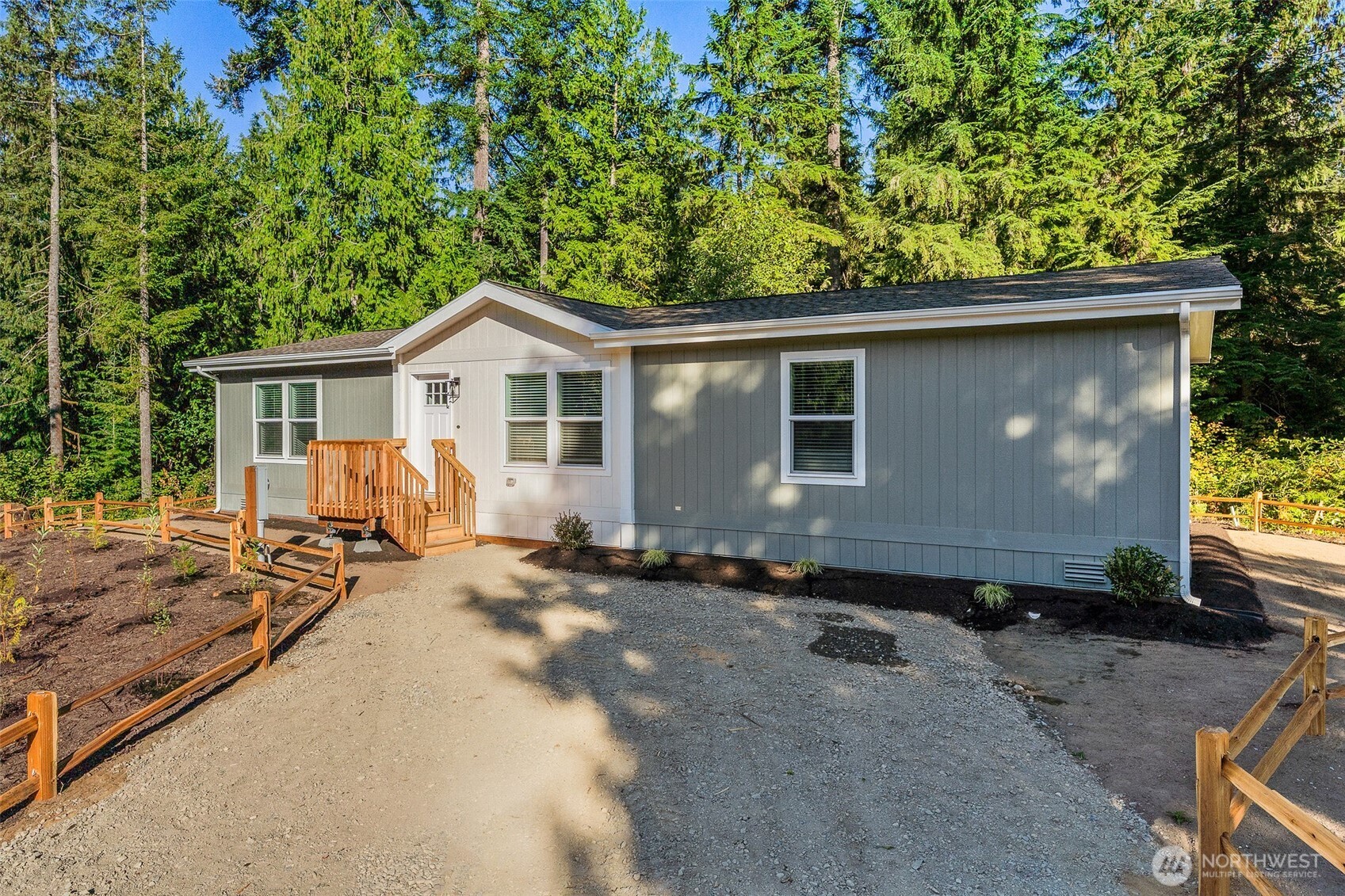 23011 36th Street Property Photo 2