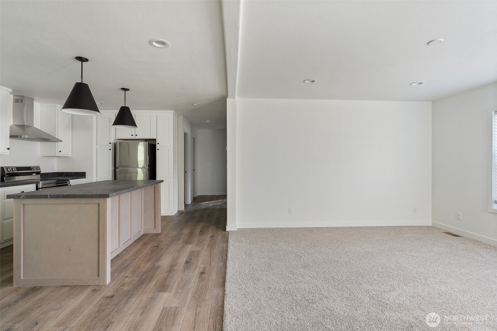23011 36th Street Property Photo 12