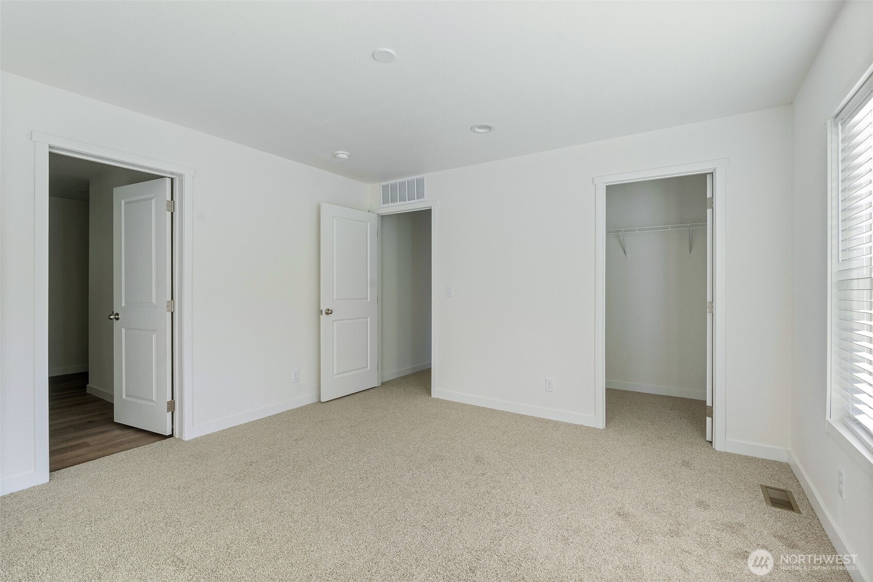 23011 36th Street Property Photo 14