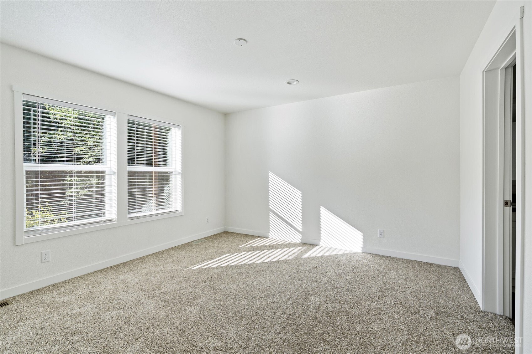 23011 36th Street Property Photo 17