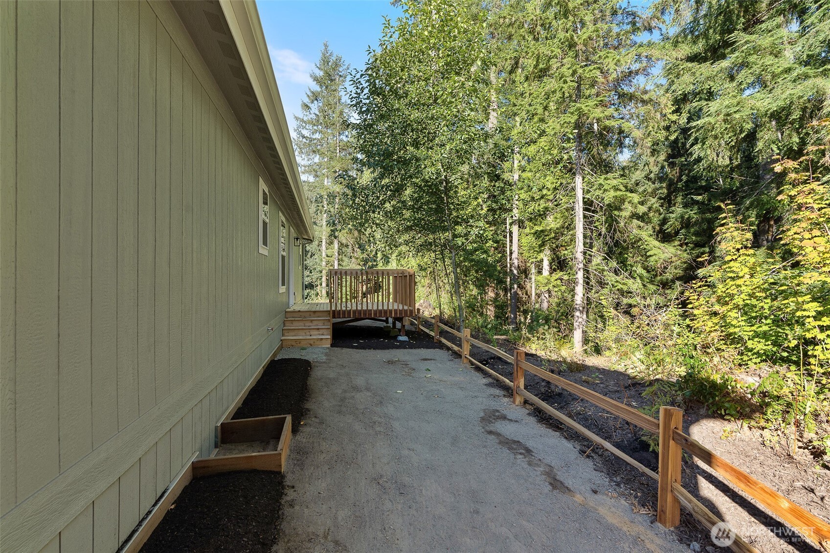 23011 36th Street Property Photo 23