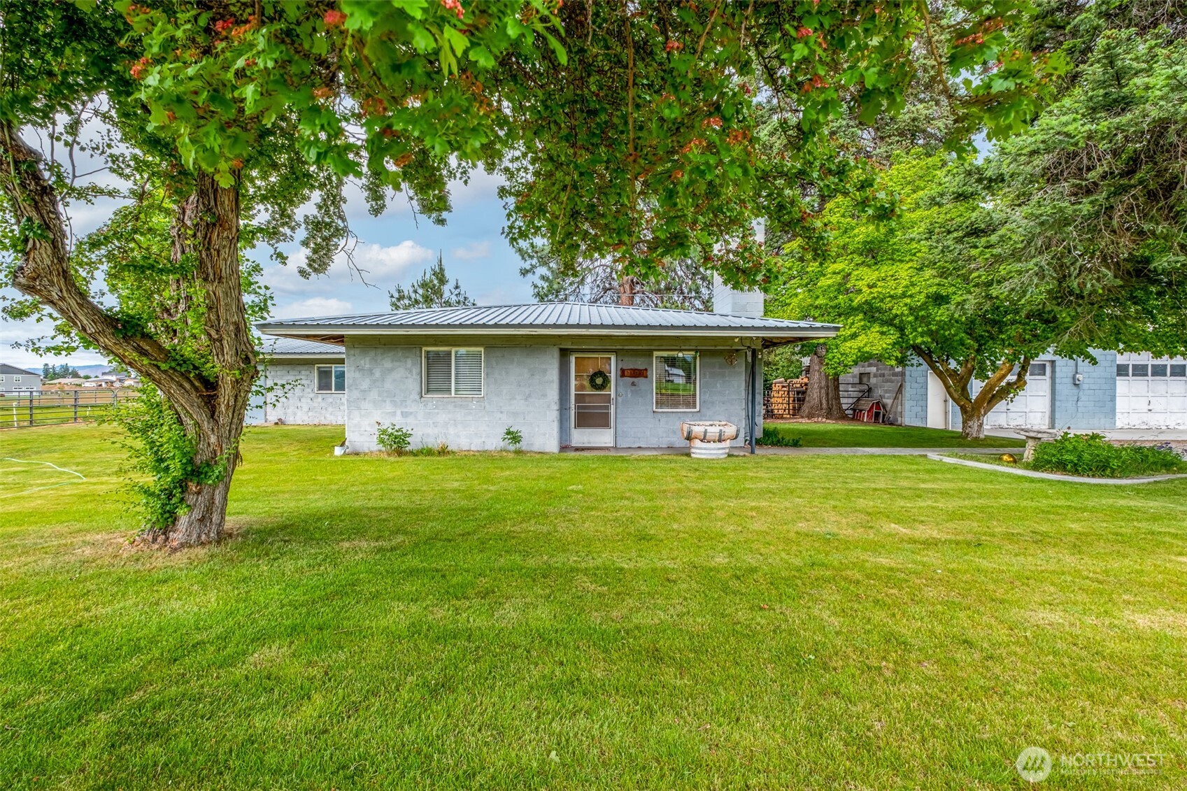 2775 4th Street Property Photo 7
