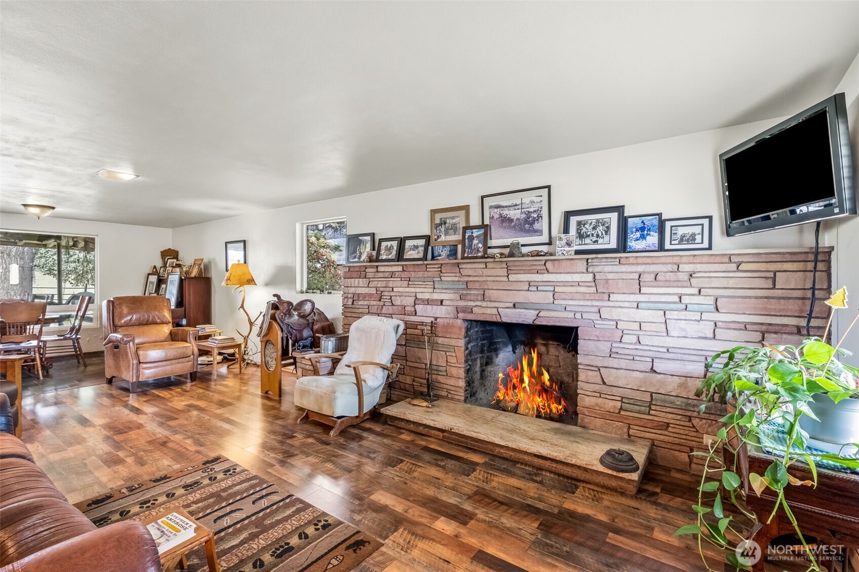 2775 4th Street Property Photo 10