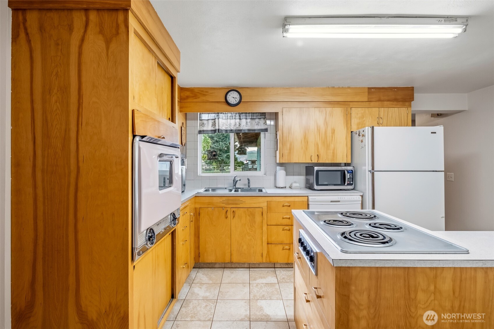 2775 4th Street Property Photo 13