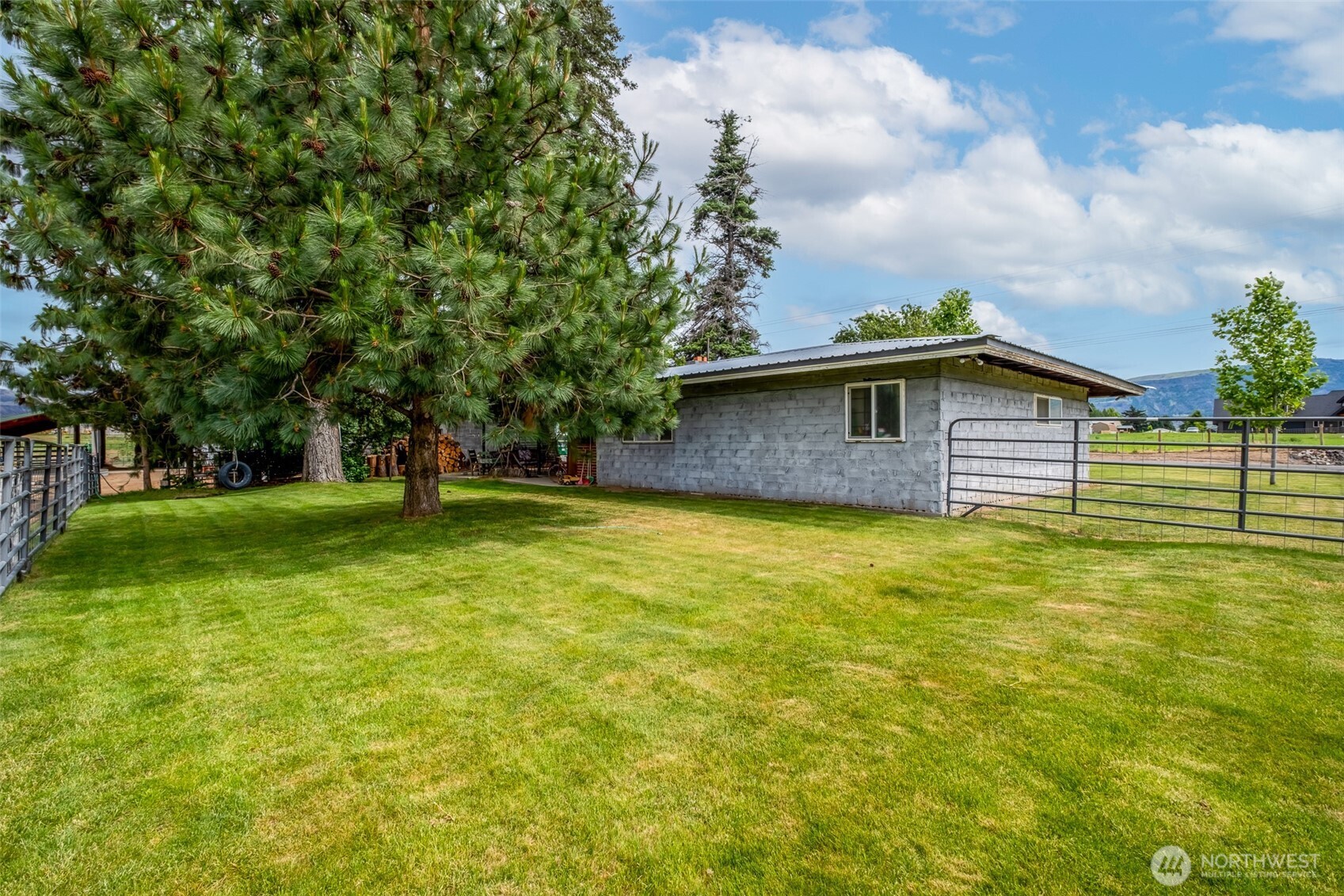 2775 4th Street Property Photo 31