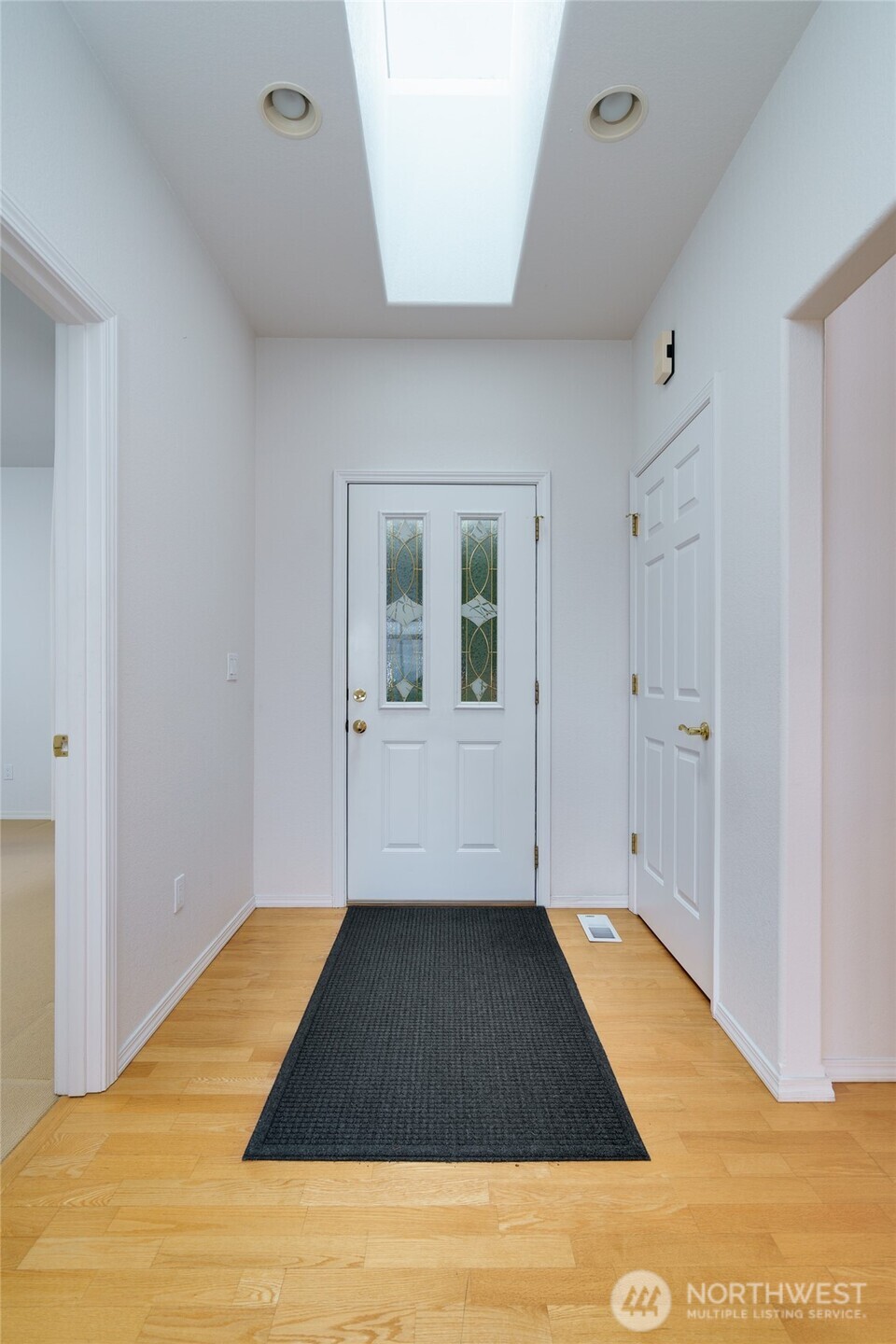 3817 Ridge Top Drive Property Photo 6