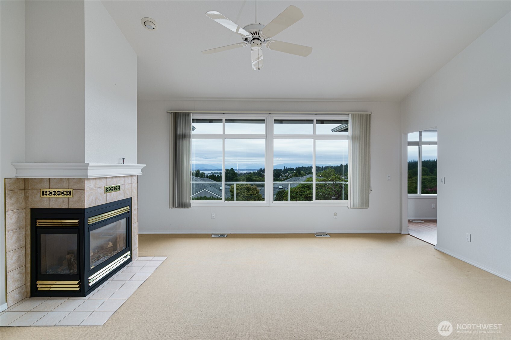 3817 Ridge Top Drive Property Photo 14