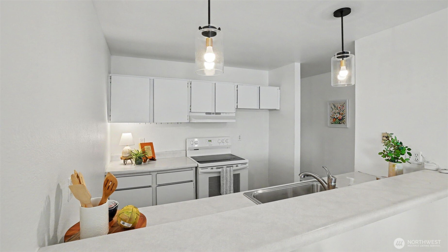 17431 Ambaum Boulevard D2 Property Photo 13