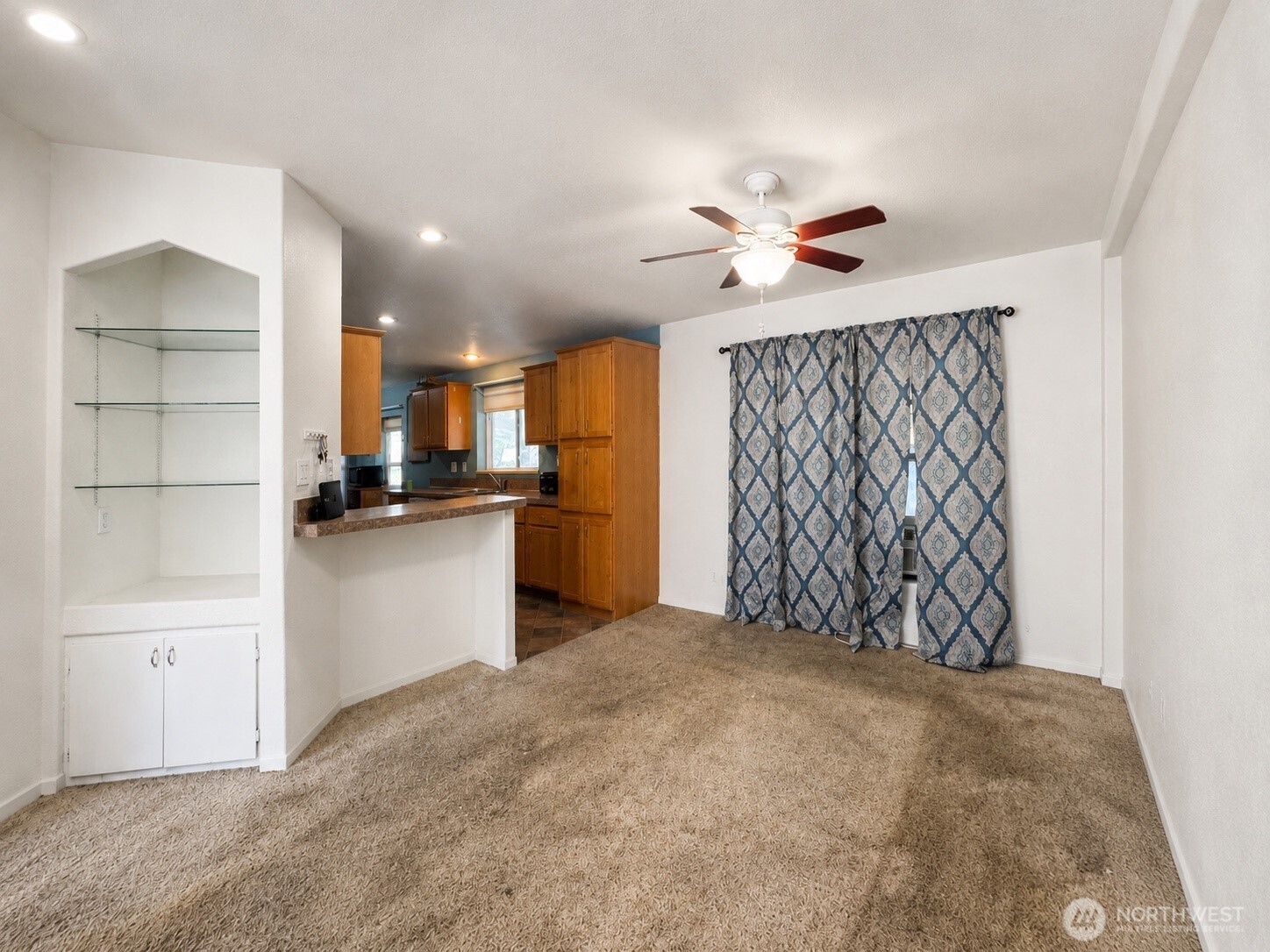 163 Blue Heron Drive Property Photo 6