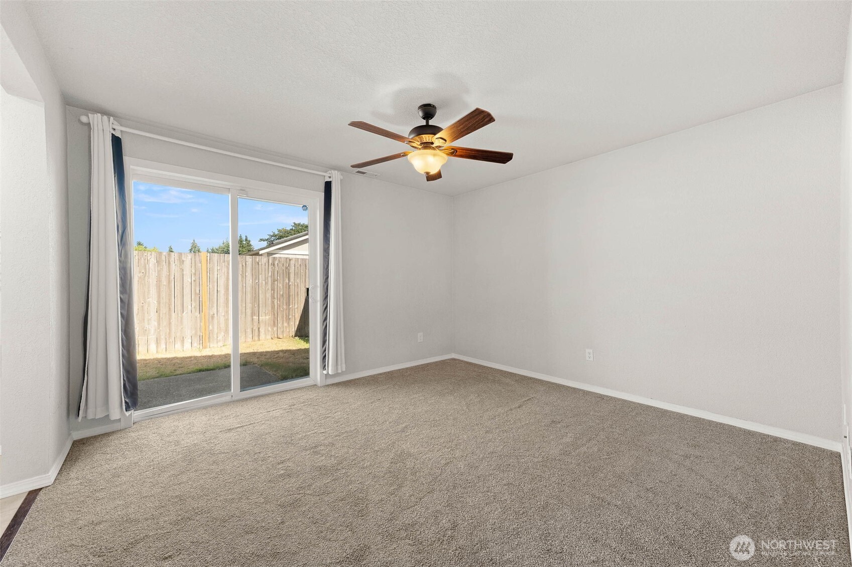 735 Hamelin Lane Property Photo 19