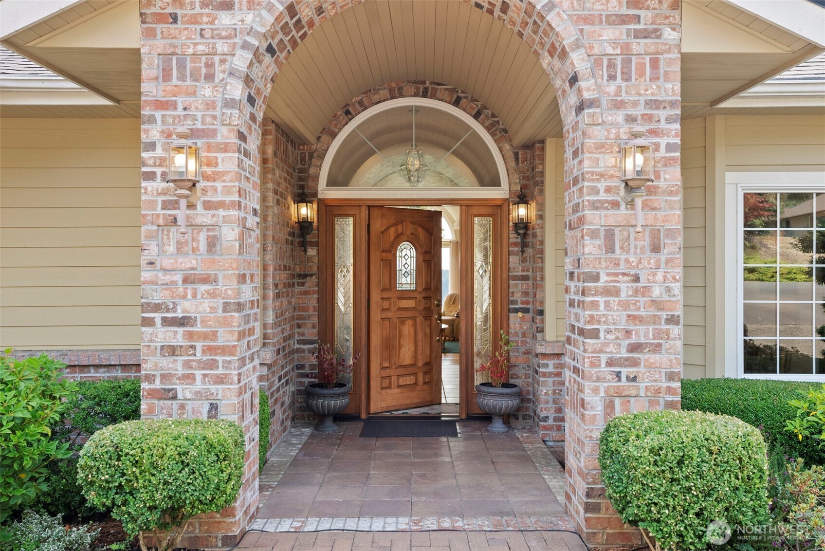 30 Se Dawnview Crest Property Photo 5