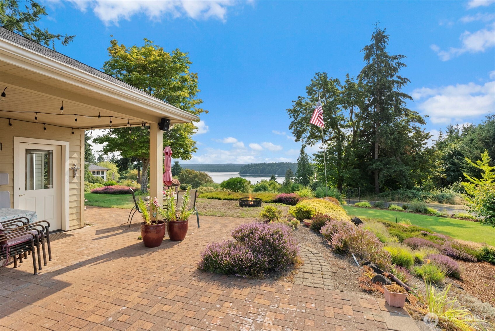 30 Se Dawnview Crest Property Photo 35