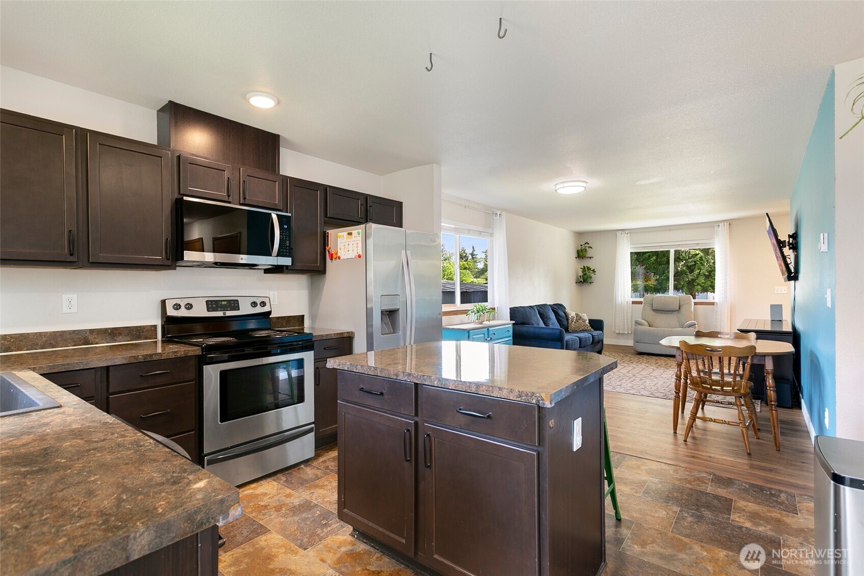 22207 126th Street Property Photo 7