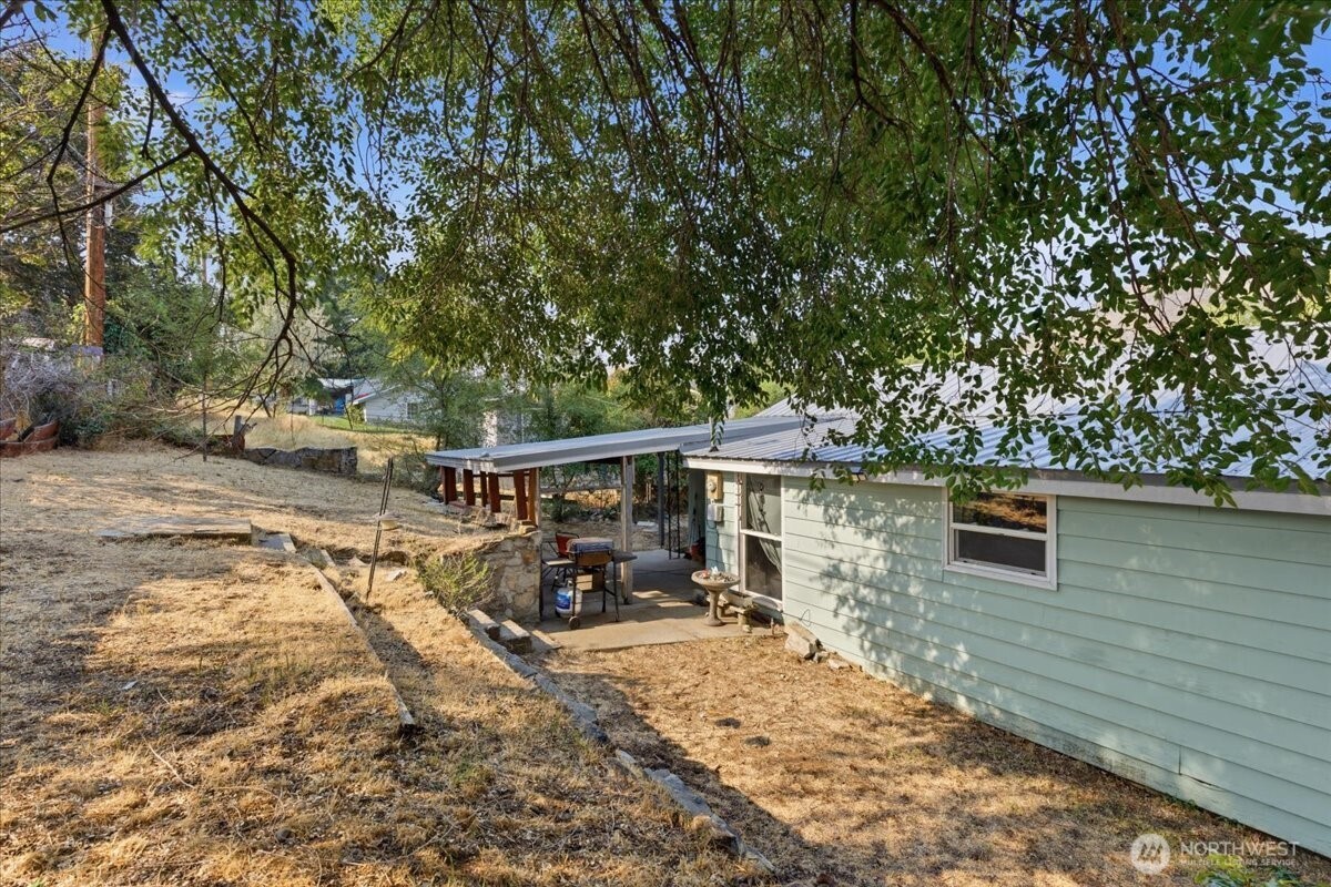 807 Birch Street Property Photo 29