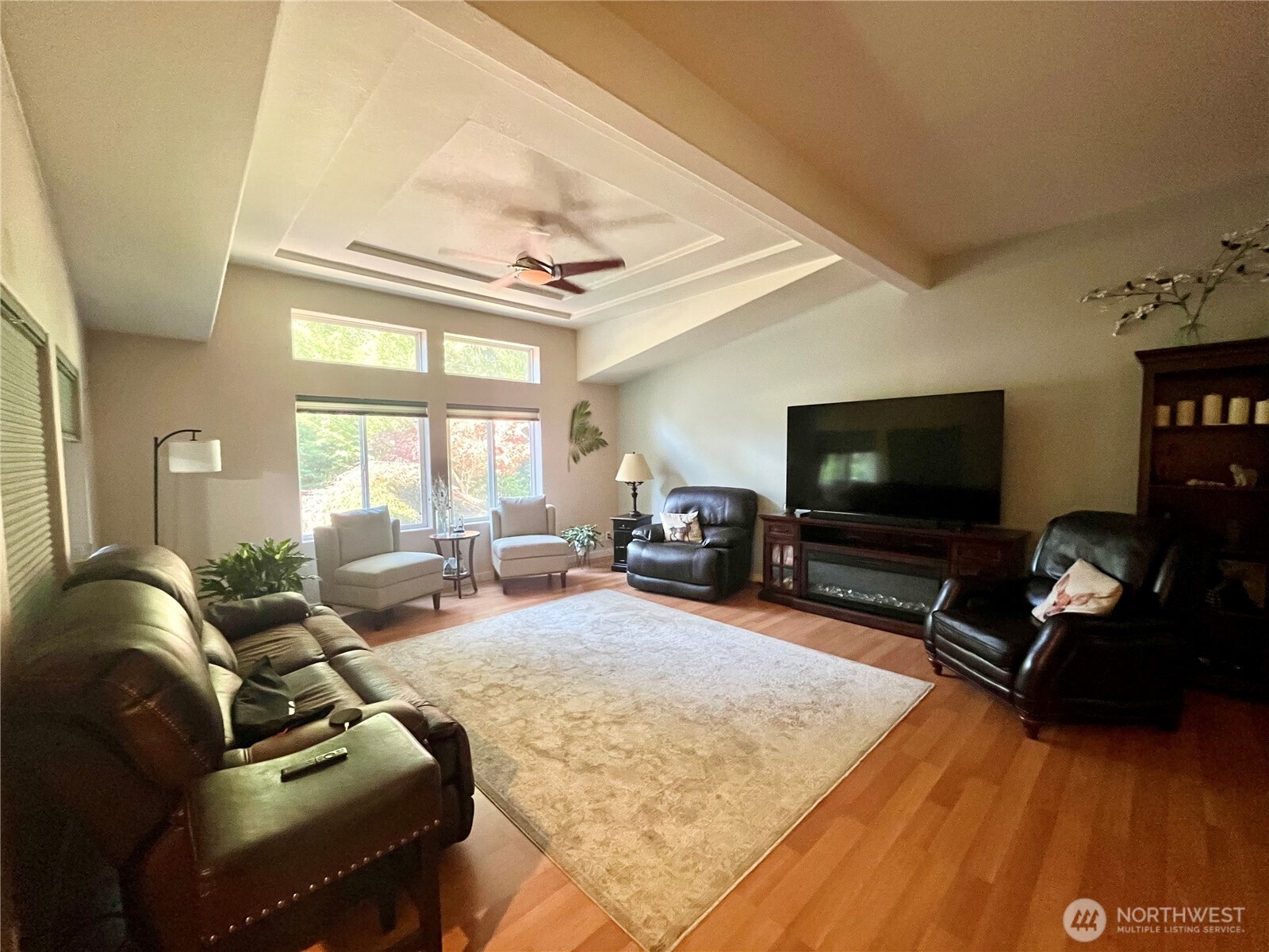 332 Rhododendron Drive Property Photo 5