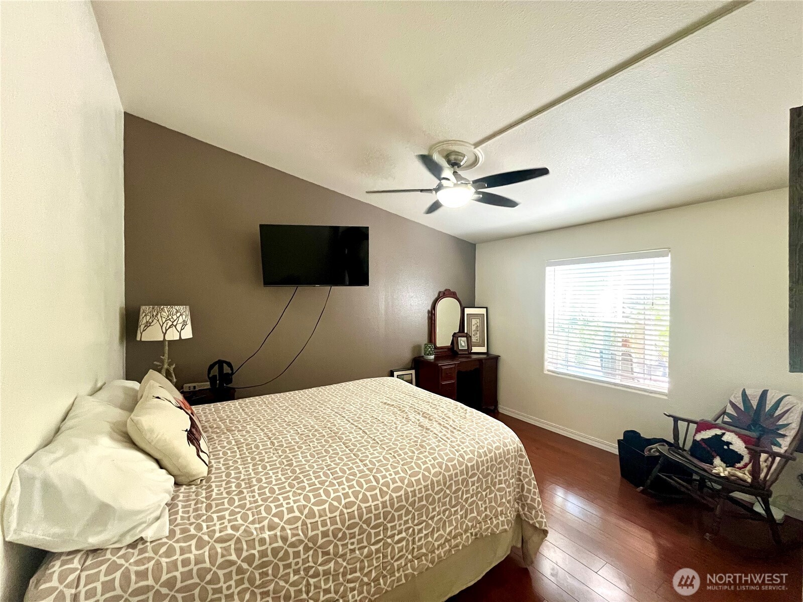 332 Rhododendron Drive Property Photo 12