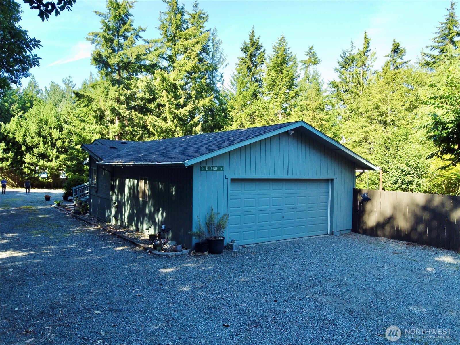 332 Rhododendron Drive Property Photo 15