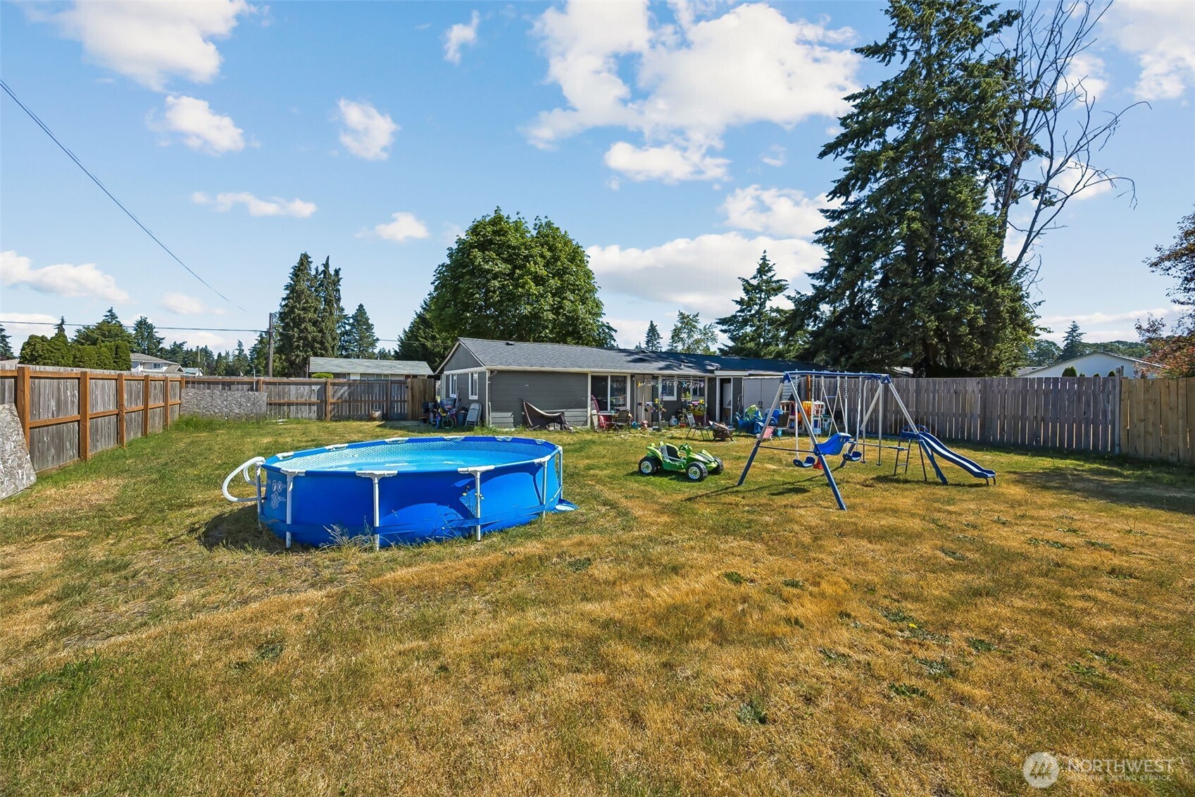 1644 120th Street Property Photo 9