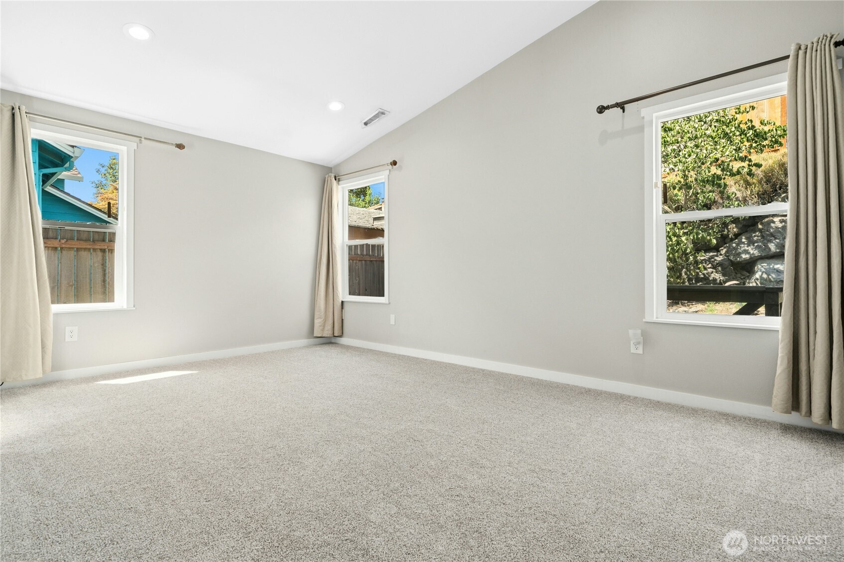 11220 Se 267th Place Property Photo 12