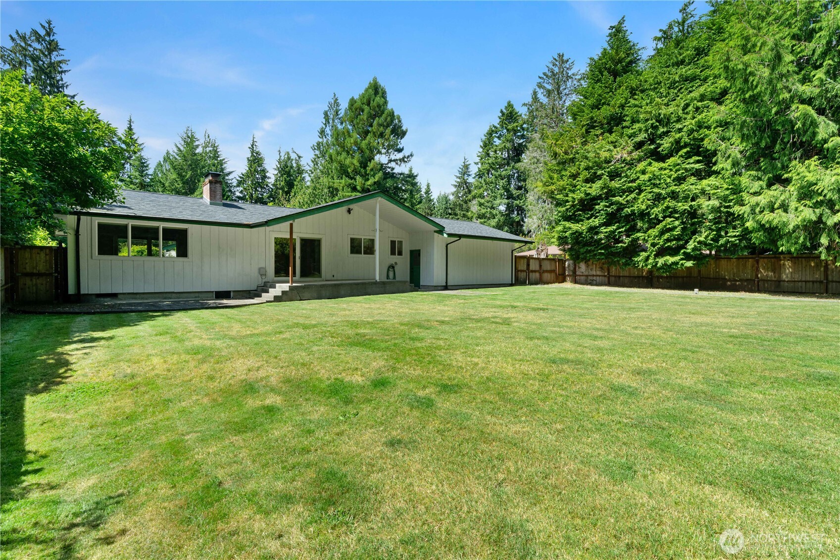 400 Fairway Drive Property Photo 33
