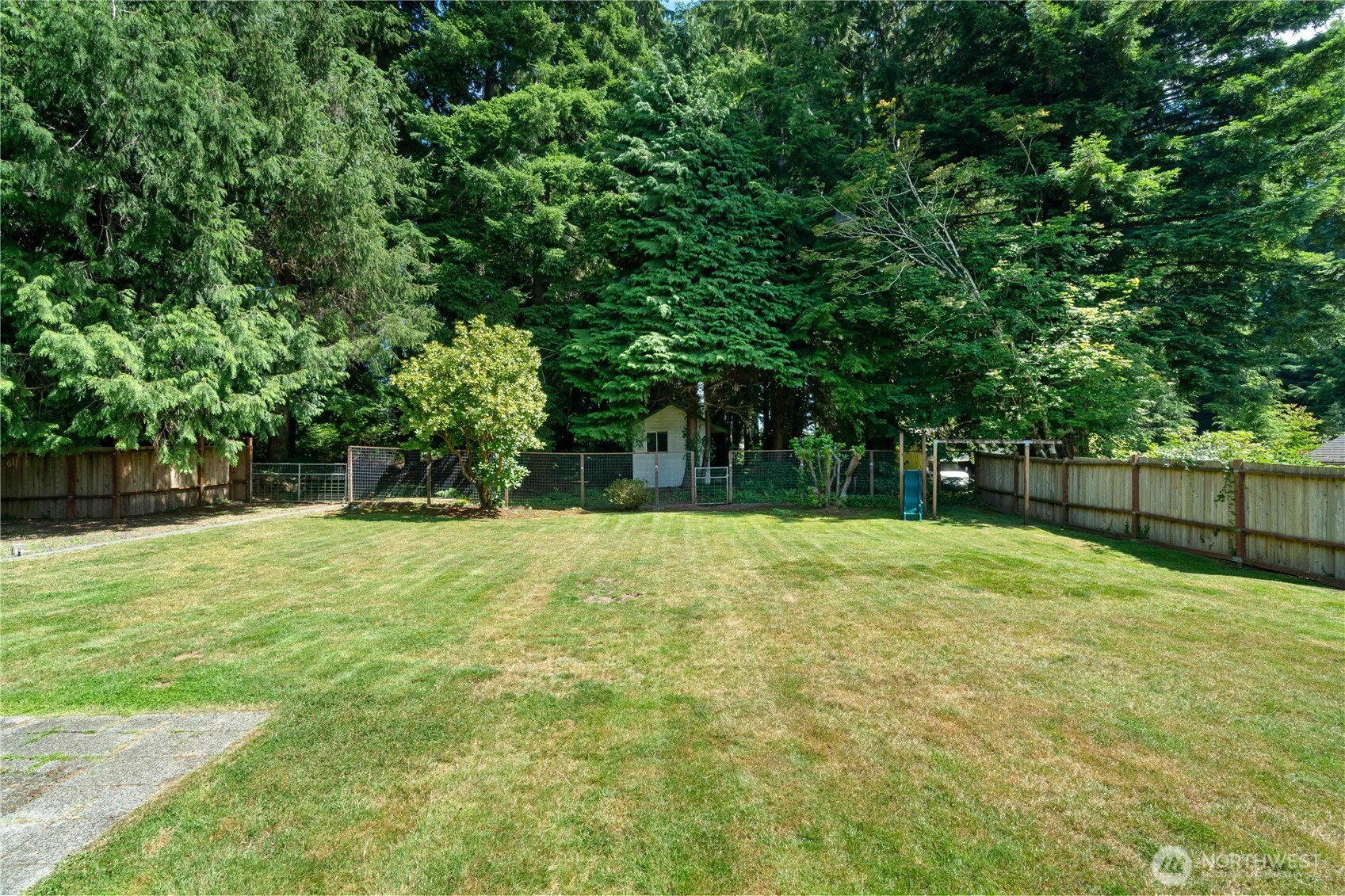 400 Fairway Drive Property Photo 36