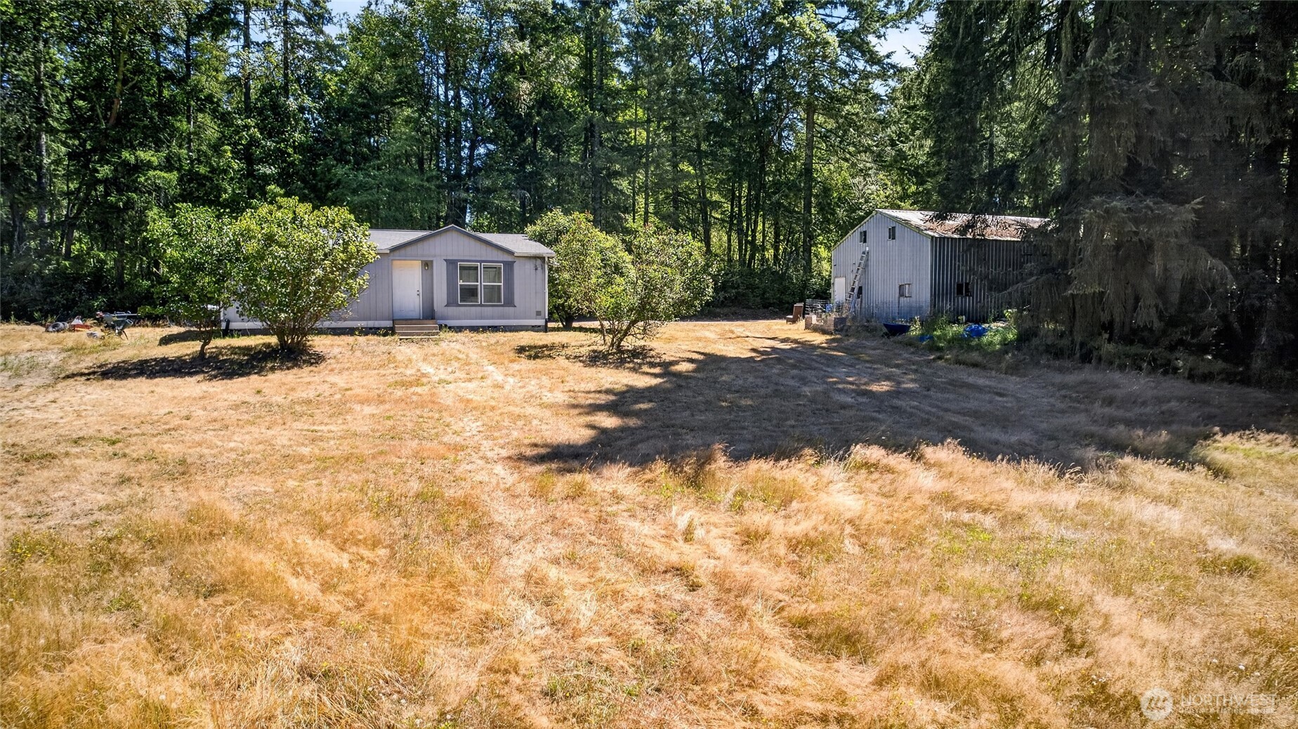16511 84th Street Property Photo 1