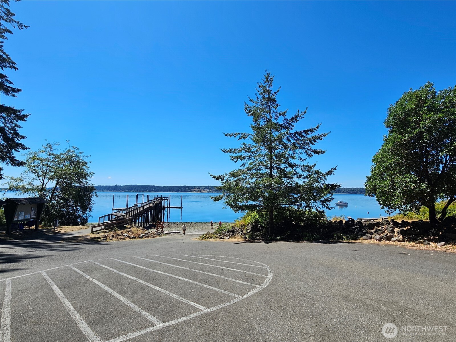 16511 84th Street Property Photo 20